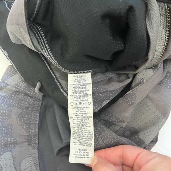PrAna Sky Canyon Jogger Pants Gray Camo Size 6 - Picture 10 of 11